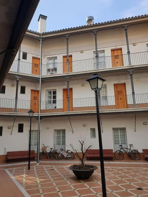 Apartamento Plaza De San Bernardo 4 Sevilha Exterior foto