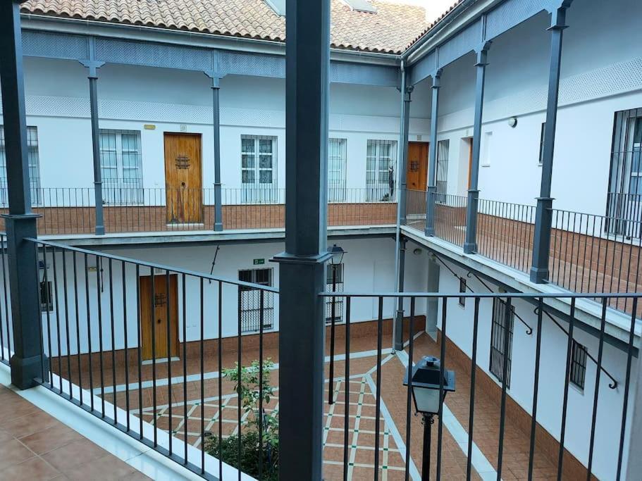 Apartamento Plaza De San Bernardo 4 Sevilha Exterior foto
