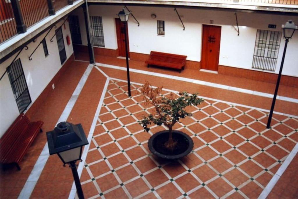 Apartamento Plaza De San Bernardo 4 Sevilha Exterior foto